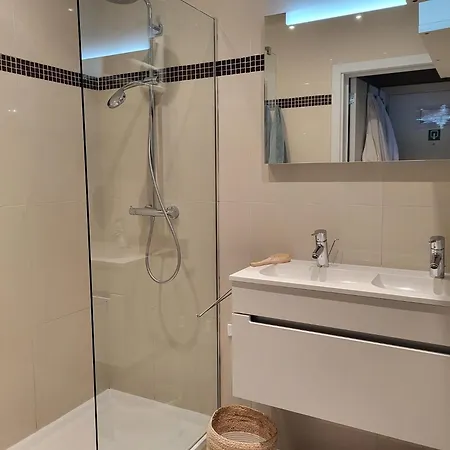 Daire Bel Air - Romantic With Seaview T11