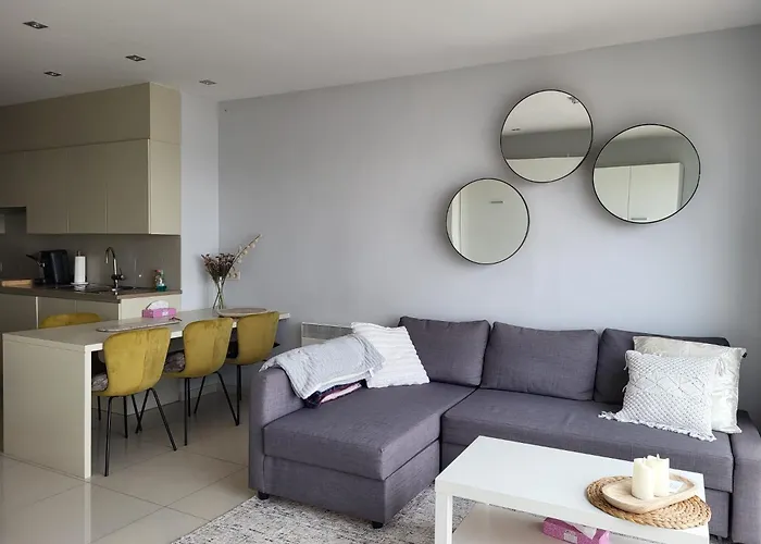 Daire Bel Air - Romantic With Seaview T11 *